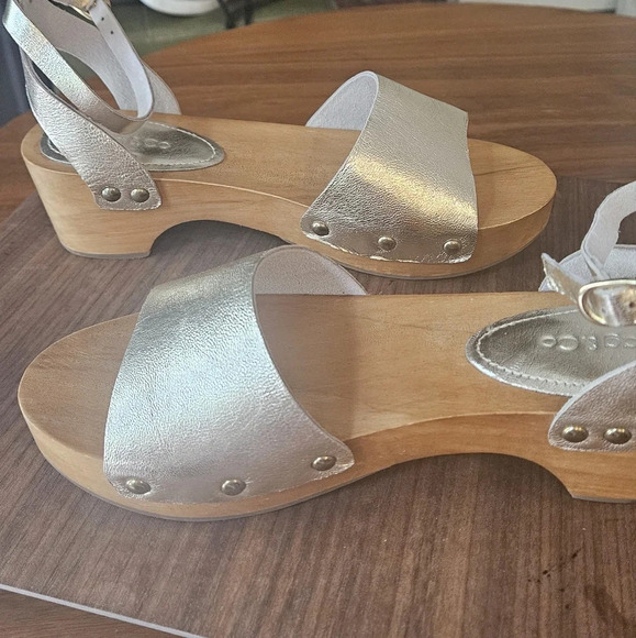 RAG & CO Cara wooden Heeled clogs -Gold Metallic. Size 6 NWOT - Picture 2 of 9